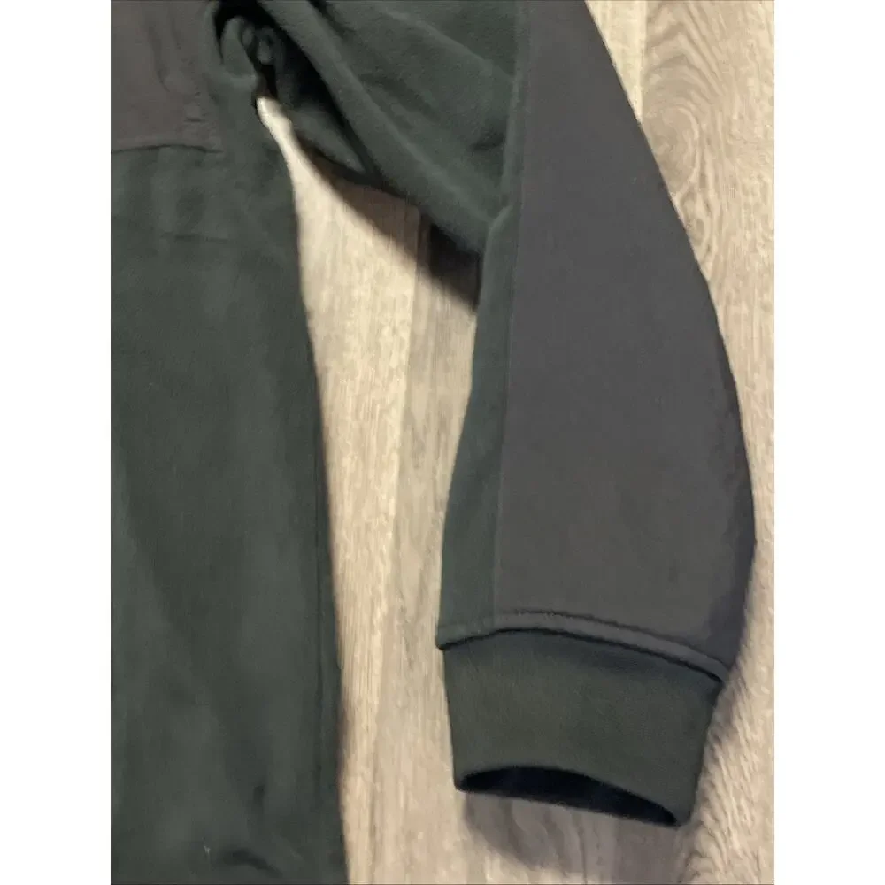 Zip-Up alaskan hardgear